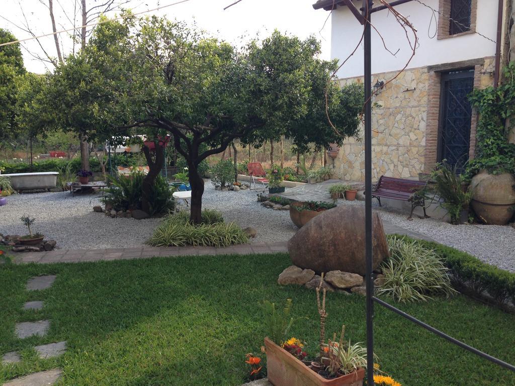 B&B Mar Tirreno Barcellona-Pozzo di Gotto Ngoại thất bức ảnh